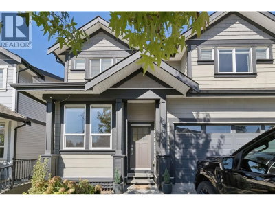 24371 104 Avenue | Maple Ridge British Columbia | Slide Image Two