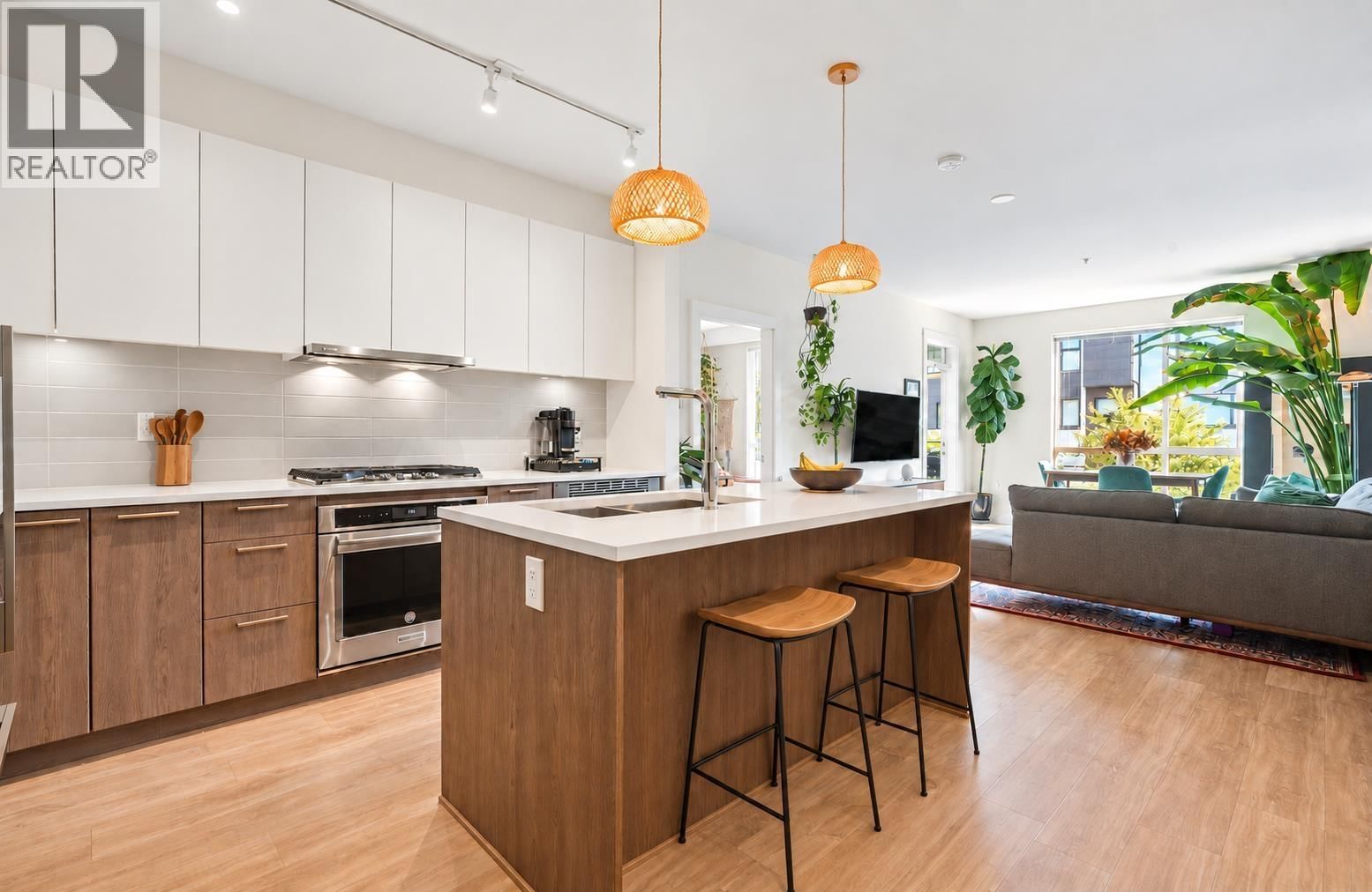 625 3RD Street, North Vancouver, British Columbia V7L 1G6