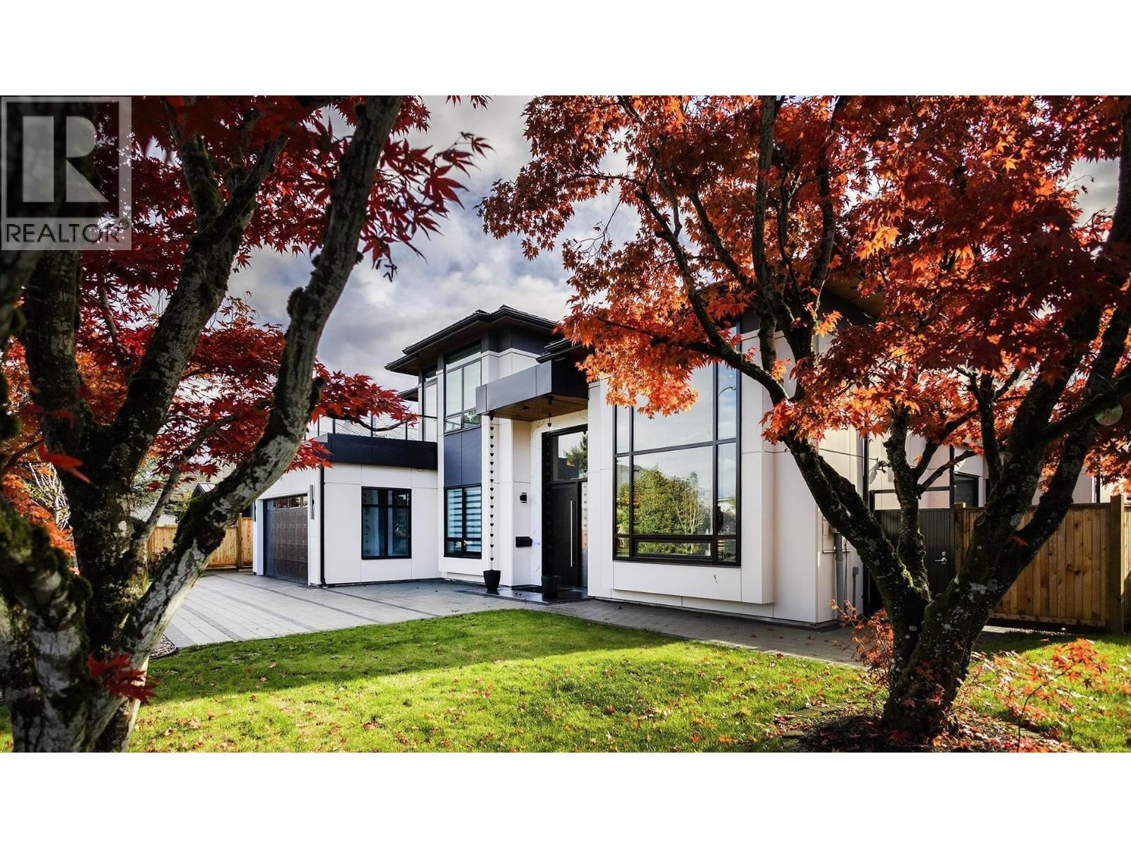11320 SEAHURST Road, Richmond, British Columbia V7A 3P2