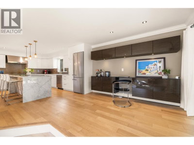 5522 DEERHORN Lane | North Vancouver British Columbia | Slide Image Thirteen