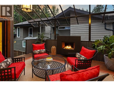 5522 DEERHORN Lane | North Vancouver British Columbia | Slide Image Seventeen