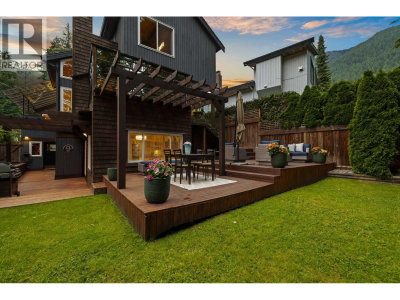 5522 DEERHORN Lane | North Vancouver British Columbia | Slide Image Thirty-four