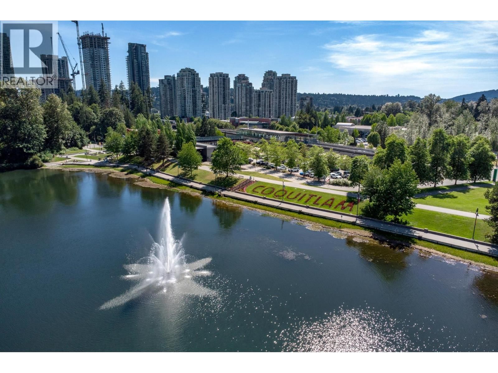 1242 TOWN CENTRE Boulevard, Coquitlam, British Columbia V3B 7R6