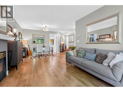 1242 TOWN CENTRE Boulevard | Coquitlam British Columbia | Slide Image Twelve