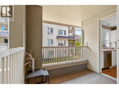 1242 TOWN CENTRE Boulevard | Coquitlam British Columbia | Slide Image Nineteen