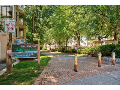 1242 TOWN CENTRE Boulevard | Coquitlam British Columbia | Slide Image Thirty-two