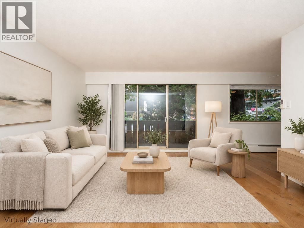 235 13TH Street, North Vancouver, British Columbia V7L 2L6