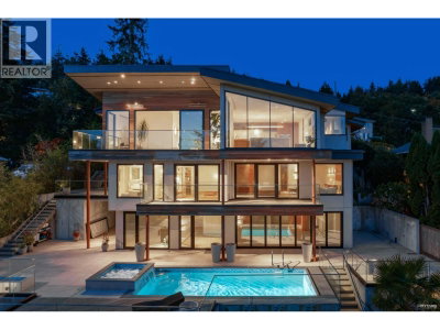 535 CRAIGMOHR Drive | West Vancouver British Columbia | Slide Image Forty