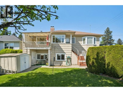 657 KEITH Road | North Vancouver British Columbia | Slide Image One