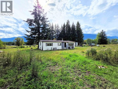 13490 BUNBURY Road | Dunster British Columbia | Slide Image Ten