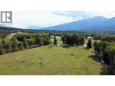13490 BUNBURY Road | Dunster British Columbia | Slide Image Twenty-one