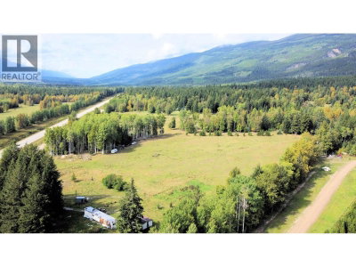 13490 BUNBURY Road | Dunster British Columbia | Slide Image Twenty-three