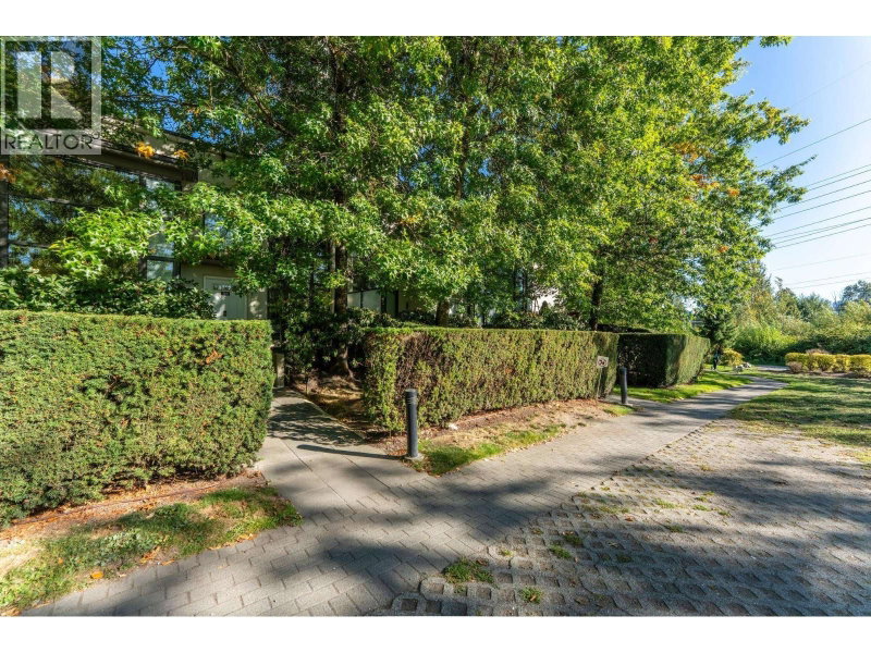 4182 DAWSON Street Burnaby British Columbia, V5C 4B1 - 2 Bedrooms Condo For Sale