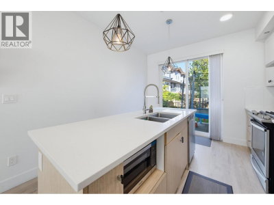 24108 104 Avenue | Maple Ridge British Columbia | Slide Image Twelve