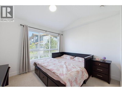 24108 104 Avenue | Maple Ridge British Columbia | Slide Image Eighteen