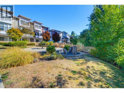 24108 104 Avenue | Maple Ridge British Columbia | Slide Image Thirty-eight