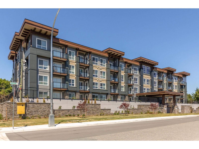 9450 ROBSON Street Chilliwack British Columbia, V2P 4E4 - 2 Bedrooms Condo For Sale