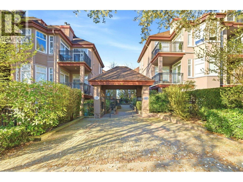 580 TWELFTH Street New Westminster British Columbia, V3M 4H9 - 1 Bedroom Condo For Sale