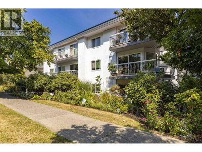 2335 YORK Avenue | Vancouver British Columbia | Slide Image Thirty-one