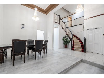 9534 124 Street | Surrey British Columbia | Slide Image Ten