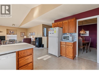 2740 WESTLAKE Drive | Coquitlam British Columbia | Slide Image Ten
