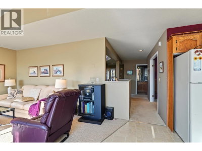 2740 WESTLAKE Drive | Coquitlam British Columbia | Slide Image Sixteen