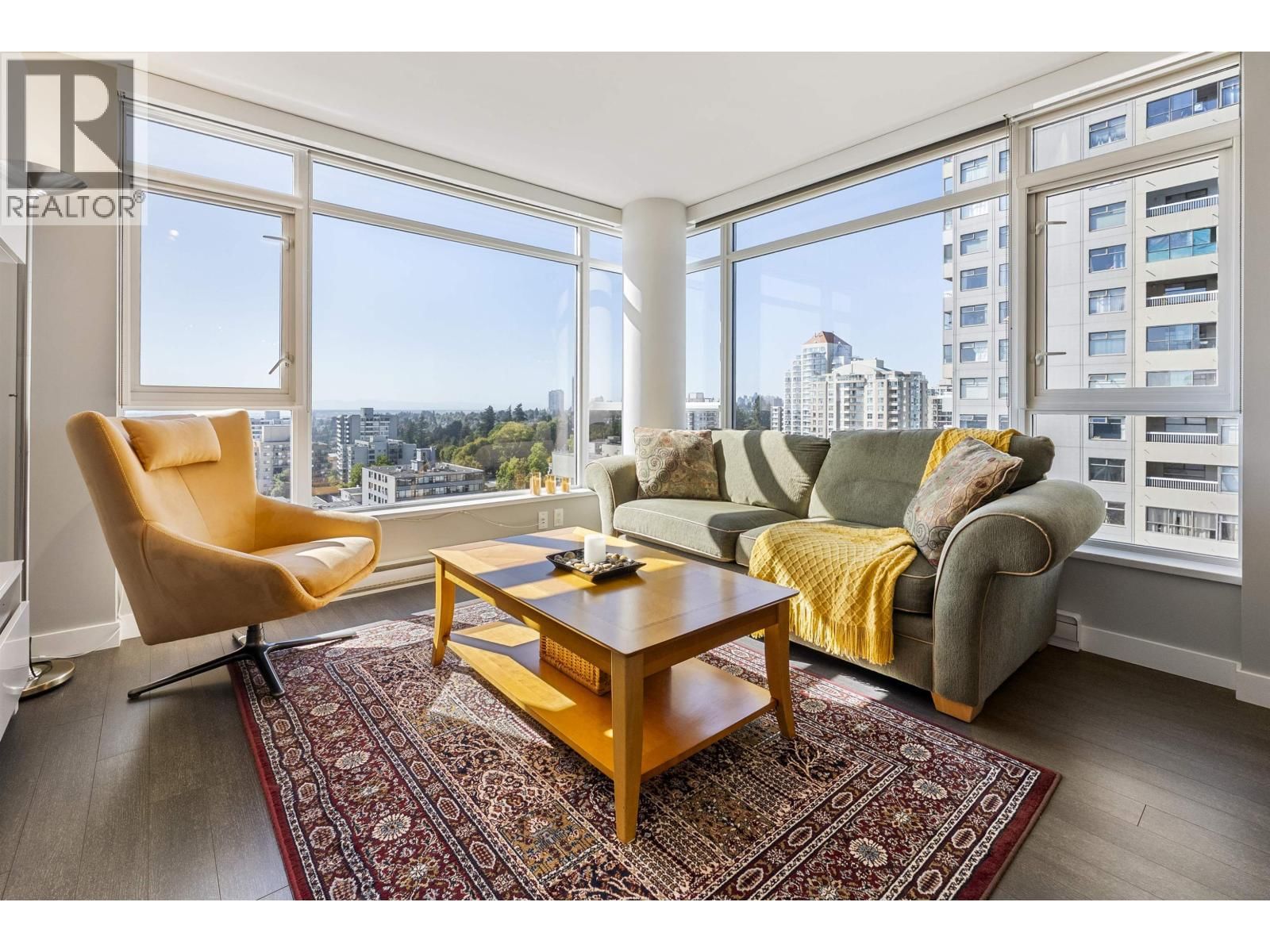 608 BELMONT Street, New Westminster, British Columbia V3M 0G8