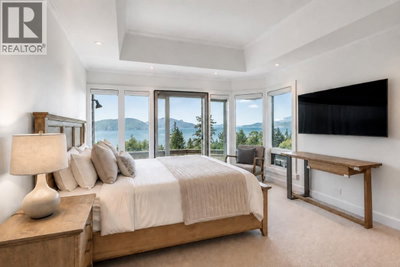 90 TIDEWATER Way | Lions Bay British Columbia | Slide Image Fifteen