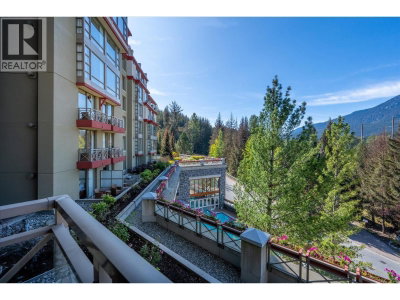 4090 WHISTLER Way | Whistler British Columbia | Slide Image Sixteen