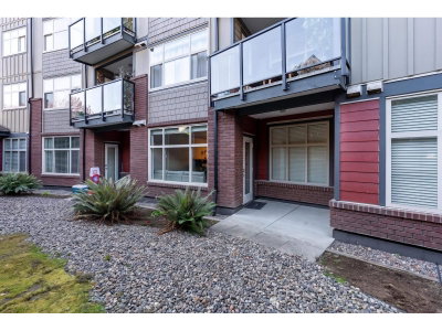 19201 66A Avenue | Surrey British Columbia | Slide Image Sixteen
