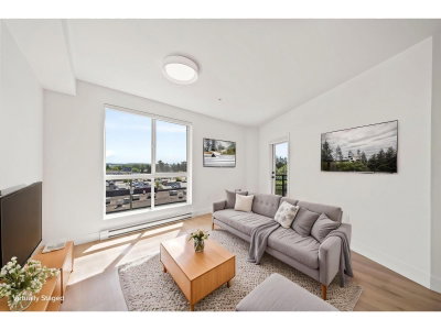 20769 FRASER Highway | Langley British Columbia | Slide Image Six