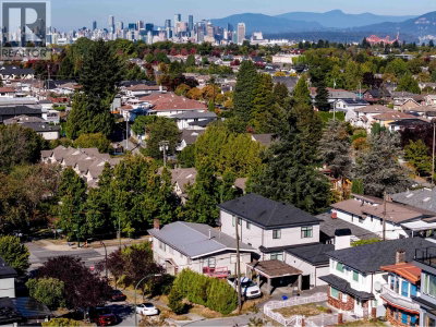 2178 RENFREW Street | Vancouver British Columbia | Slide Image Thirty-two