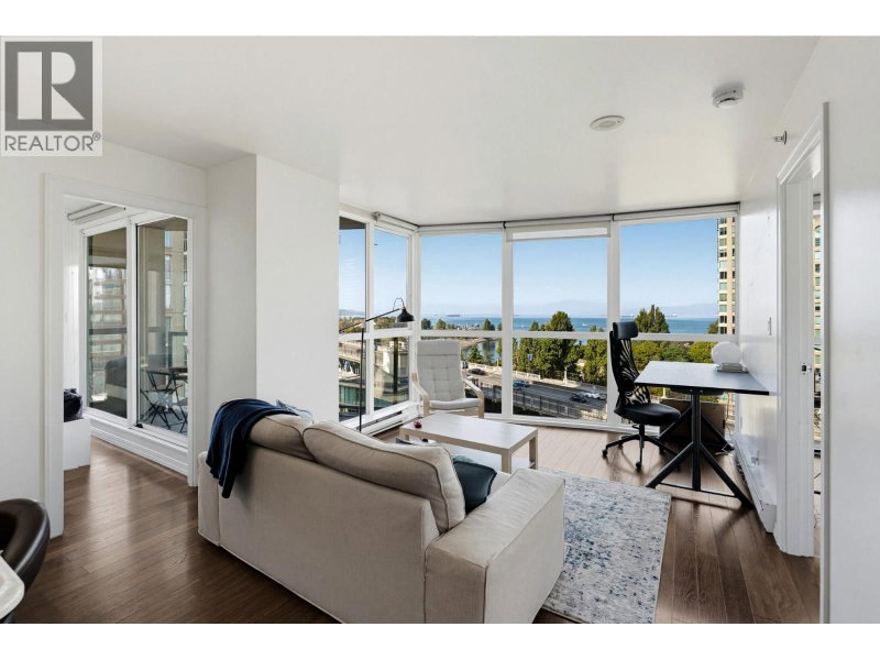 907 BEACH Avenue Vancouver British Columbia, V6Z 2R3 - 2 Bedrooms Condo For Sale