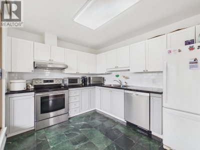 4830 BENNETT Street | Burnaby British Columbia | Slide Image Thirteen