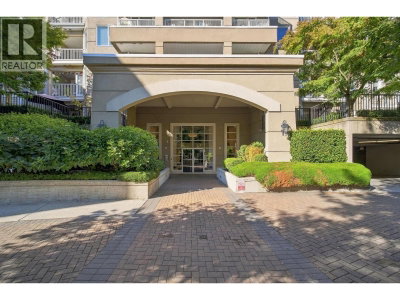 5888 DOVER Crescent | Richmond British Columbia | Slide Image Eighteen