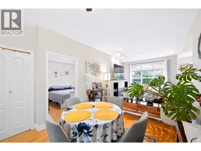5888 DOVER Crescent | Richmond British Columbia | Slide Image Five