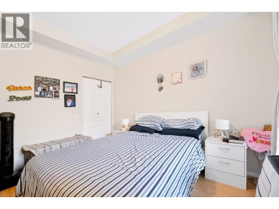 5888 DOVER Crescent | Richmond British Columbia | Slide Image Eight