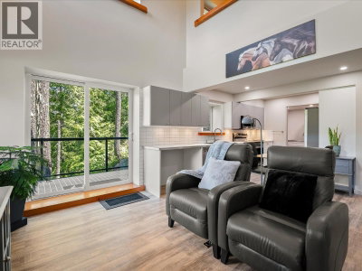 1307 EAGLE Drive | Pemberton British Columbia | Slide Image Three