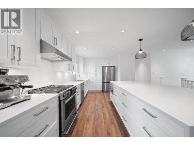 2519 CHANNEL Court | Coquitlam British Columbia | Slide Image Nine