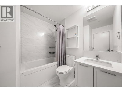 828 GAUTHIER Avenue | Coquitlam British Columbia | Slide Image Fifteen