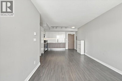 4900 LENNOX Lane | Burnaby British Columbia | Slide Image Nine