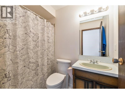 1157 EAGLERIDGE Drive | Coquitlam British Columbia | Slide Image Nineteen