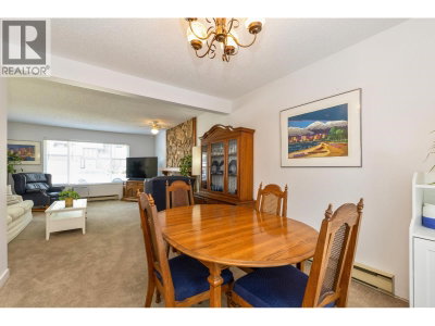 1157 EAGLERIDGE Drive | Coquitlam British Columbia | Slide Image Nine