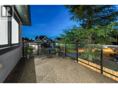 730 SCHOOLHOUSE Street | Coquitlam British Columbia | Slide Image Forty