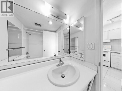 1251 CARDERO Street | Vancouver British Columbia | Slide Image Thirteen