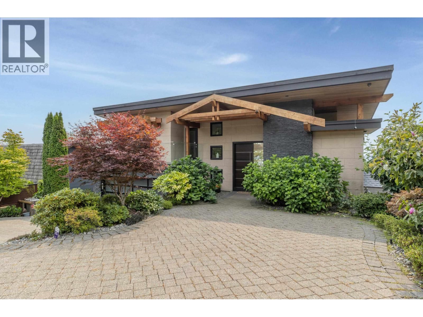 2512 PALMERSTON Avenue, West Vancouver, British Columbia V7V 2W5
