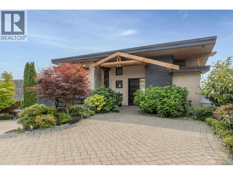 2512 PALMERSTON Avenue West Vancouver British Columbia, V7V 2W5 - 6 Bedrooms Home For Sale