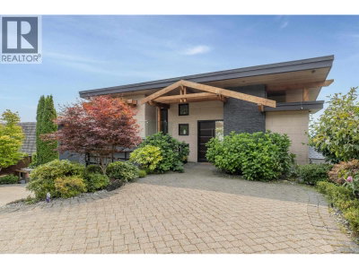 2512 PALMERSTON Avenue | West Vancouver British Columbia | Slide Image One