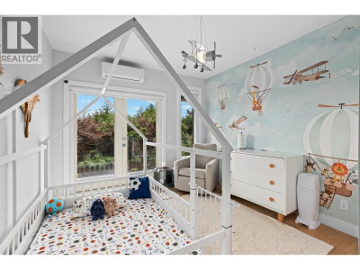 2512 PALMERSTON Avenue | West Vancouver British Columbia | Slide Image Fifteen