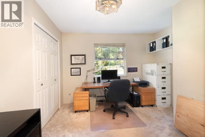25 TIDEWATER Way | Lions Bay British Columbia | Slide Image Fifteen